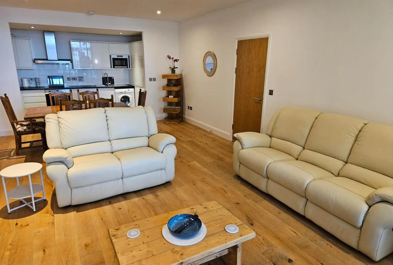 Luxury 2X Bedroom Cardiff